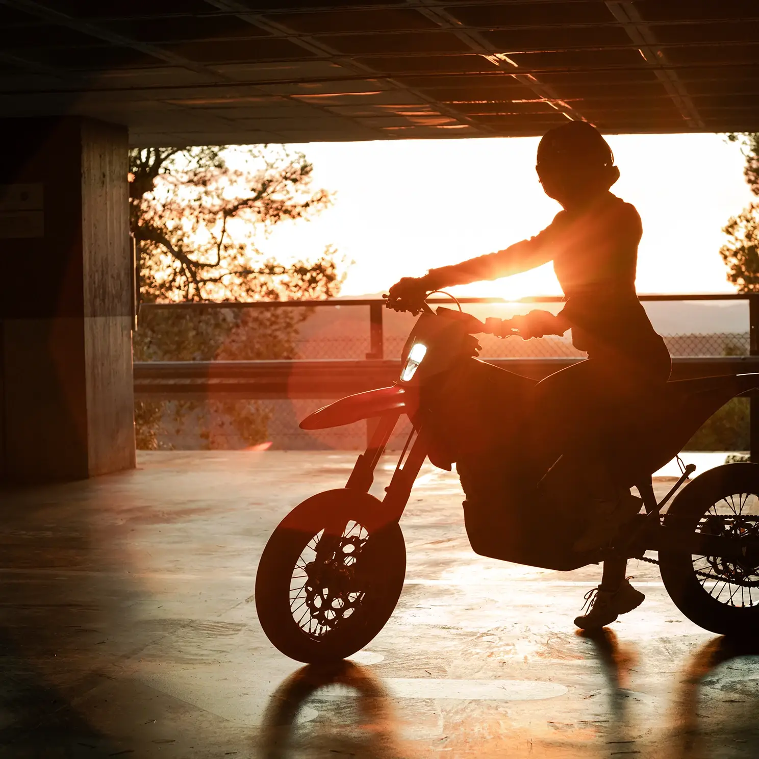 Stark VARG SM Hero elektrisches Supermoto