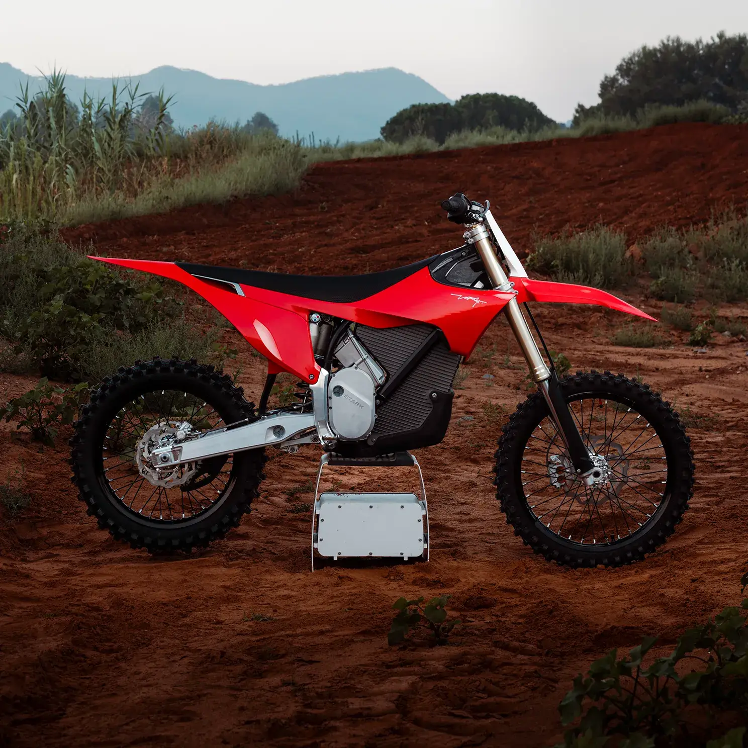 Stark VARG EX Standard 60HP Elektro Motocross Bike Rot