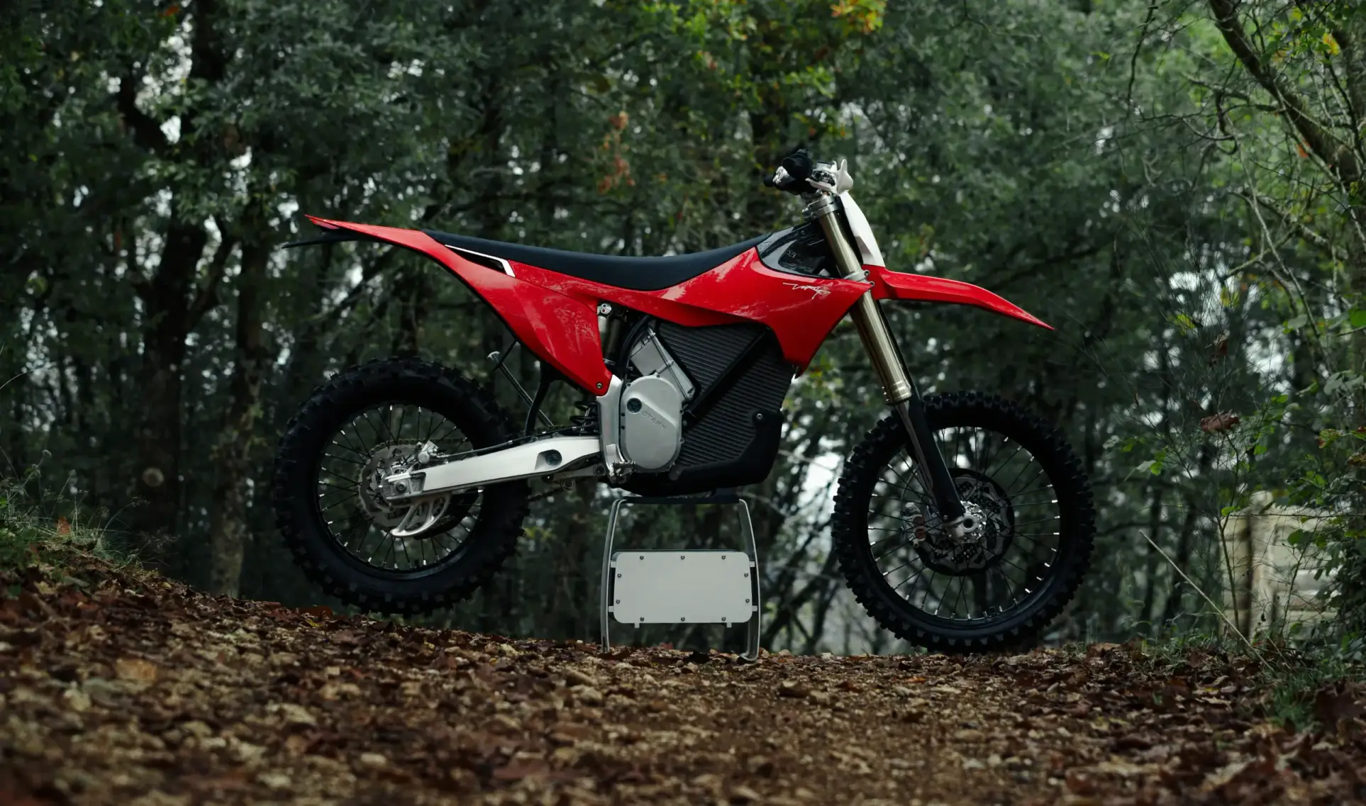 STARK VARG EX moto électrique Enduro rouge